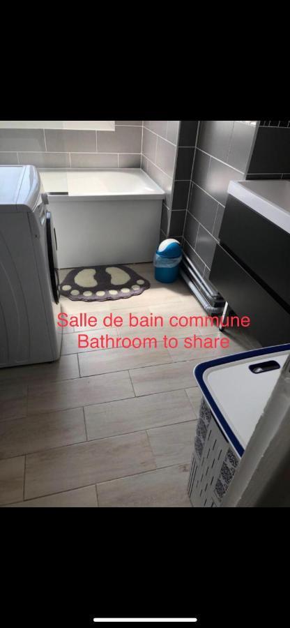 Chambres Privees Calais Ferry-Port-Place D'Armes Εξωτερικό φωτογραφία